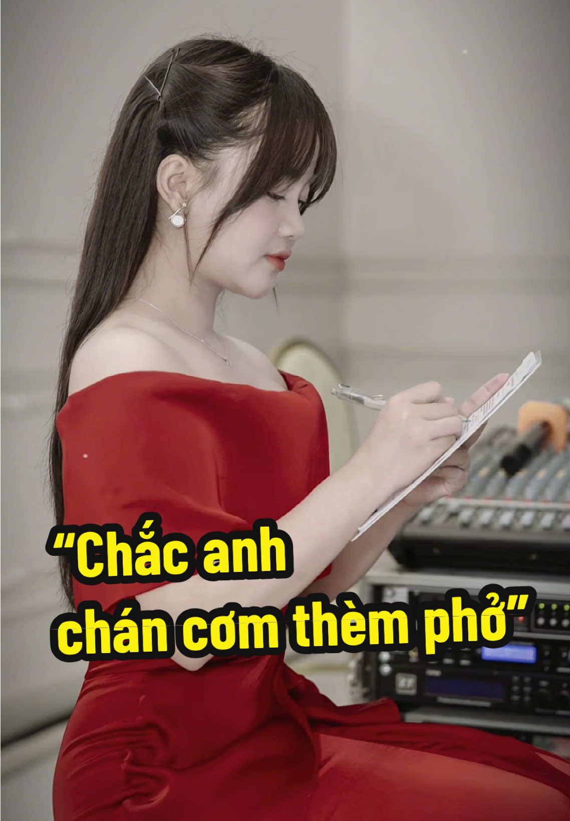 Cơm ngon ăn hoài không chán, phở rẻ bán cũng không mua…  #cuuvanvo #tinhyeu #tho #caption #trending 