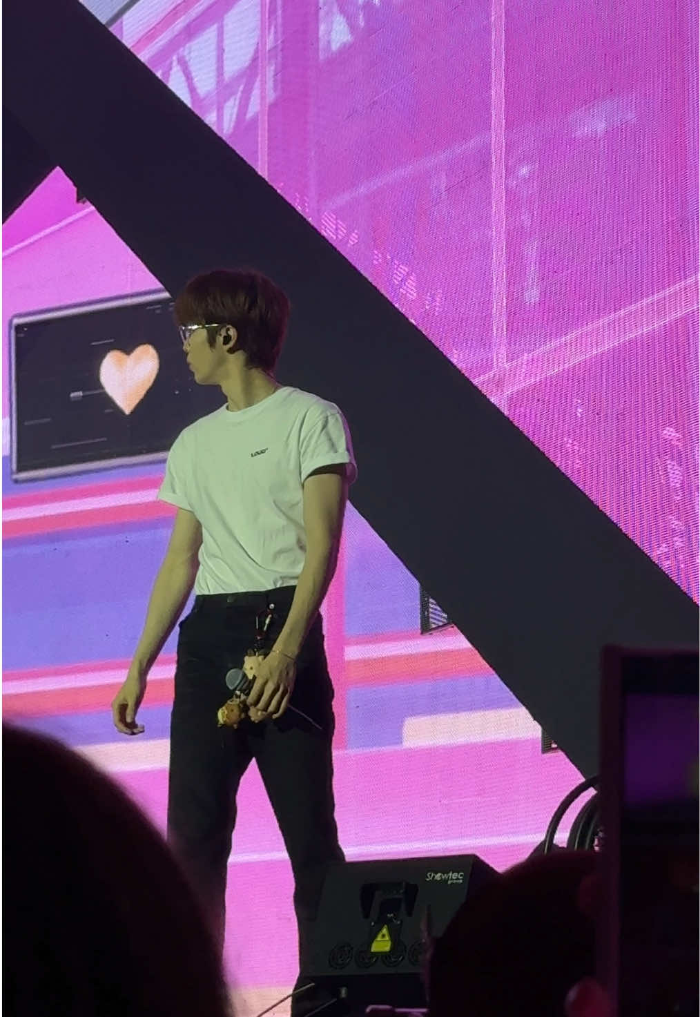 screaming crying throwing up AHHHHH SUNGCHANNN 😞 #sungchan #riize 