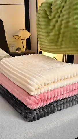 Chăn lông siêu ấm mùa đông #mingiadung #chanlong #chanlongtuyet #chanlongtho #chanlongcuu 