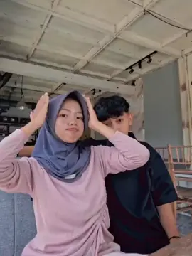 trend e?#lucubucin💖💖 #foryoupage #fyp #jombang24jam @diyaanotweak🐾 