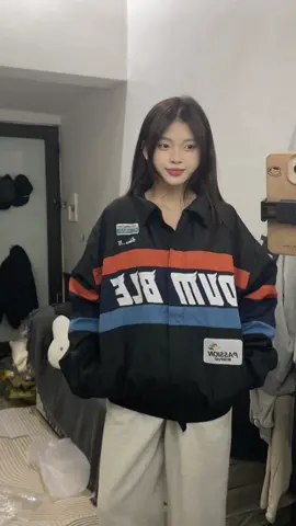 Trời mưa lạnh thì sao thiếu áo dù được 🧸🛋️