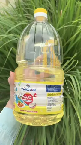 Dầu dừa nguyên chất Vietcoco.               #taphoaphuongbeo95                               #dauduavietcoco 