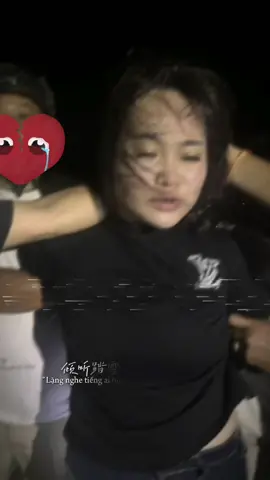 Chân Dung cô gái nghĩa khí cứu chồng bên campuchia🇰🇭 Được MXH giới trẻ trung quốc ngưỡng mộ và ca ngợi nghĩa khí của cô gái người Việt Nam!   #cambodia #fyp #vochong #tinhot #china 