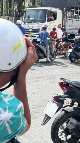 Chuyến xe này chắc bỏ xe luôn 