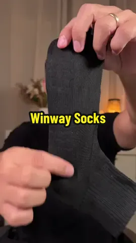 Makapal, breathable solid na medyas ba hanap mo? Try this Winway Socks. #sportssocks #winwaysocks #socks #blacksocks #whitesocks 