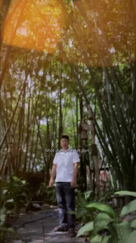 * Trời hết mưa rồi , người cầm Ô tới hay không , ko còn quan trọng nữa ..! 