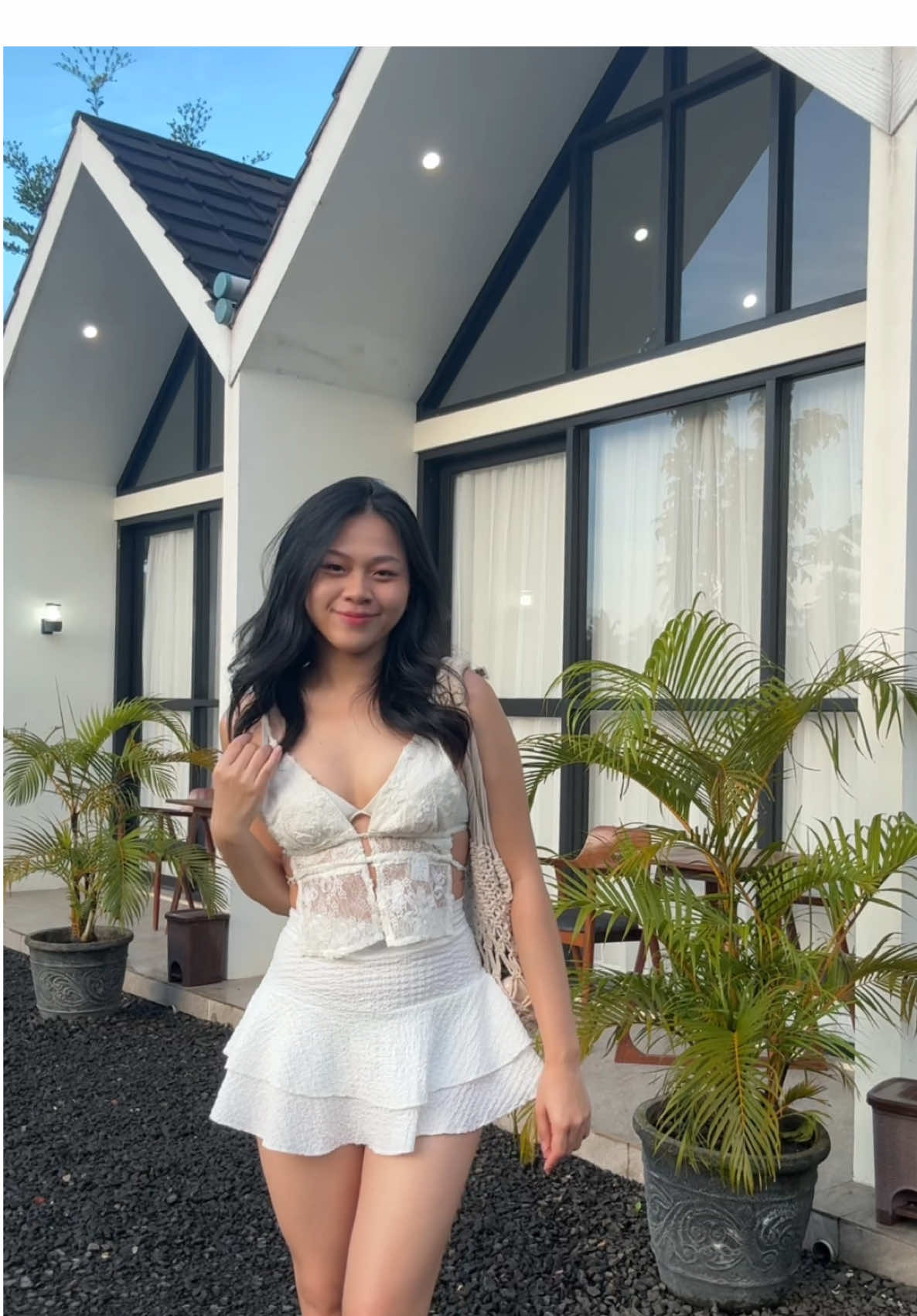 #fitcheck sebelum main #paddelboard di #batukaras kemarinn!😋✨ #OOTD #placetogo 