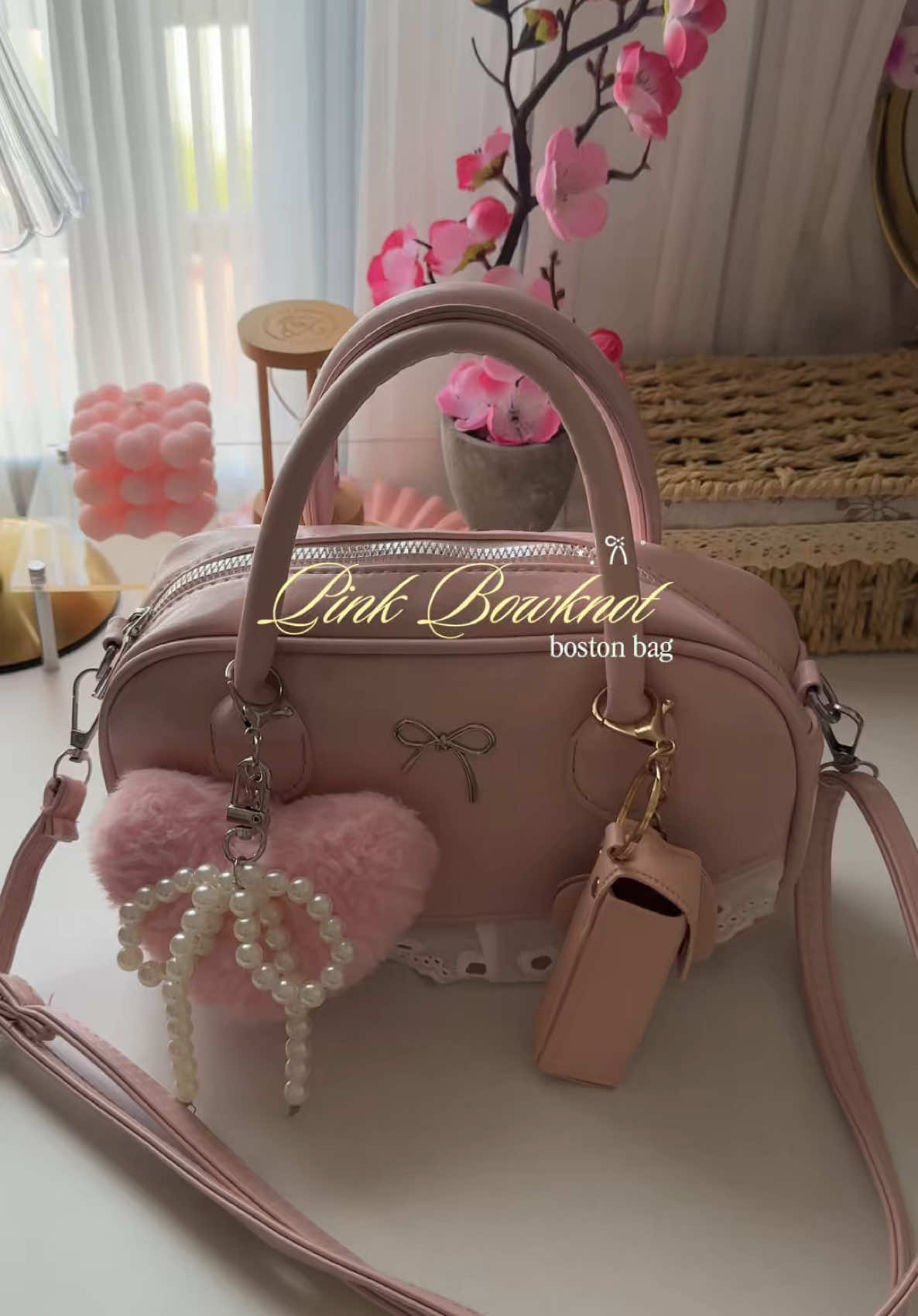 Replying to @️ got the prettiest pink bowknot bag 😭🎀✨ #bostonbag #bowknotbag #crossbodybag #womensbag #pinkbag @BETA Wallets.PH 