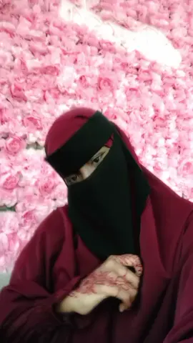 ma nafteyda oo kle fayza👸 ✨ Anigu waxaan ahay qof qiimo leh, qalbigeyga iftiin baa ka buuxa. Quruxdaydu ma aha oo kaliya muuqaal… waa dabeecad, waa edeb, waa wadne nadiif ah. Naftaydu waxay mudan tahay jacayl, daryeel, iyo in si fiican loo qiimeeyo. Waxaan ahay qof adag oo dulqaad leh, qof walba ma noqdo aniga. Marka aan dhoola-caddeeyo, dunida waa iftiimaysaa. Qalbigayga wanaagsan waa quruxda iga dhigta mid aan la barbar dhigi karin. Anigu aniga ayaan ku filanahay— man yaraado, mana siyaado. #loveselffirst @istar Saxiibteed👸🏻😍👭💋 