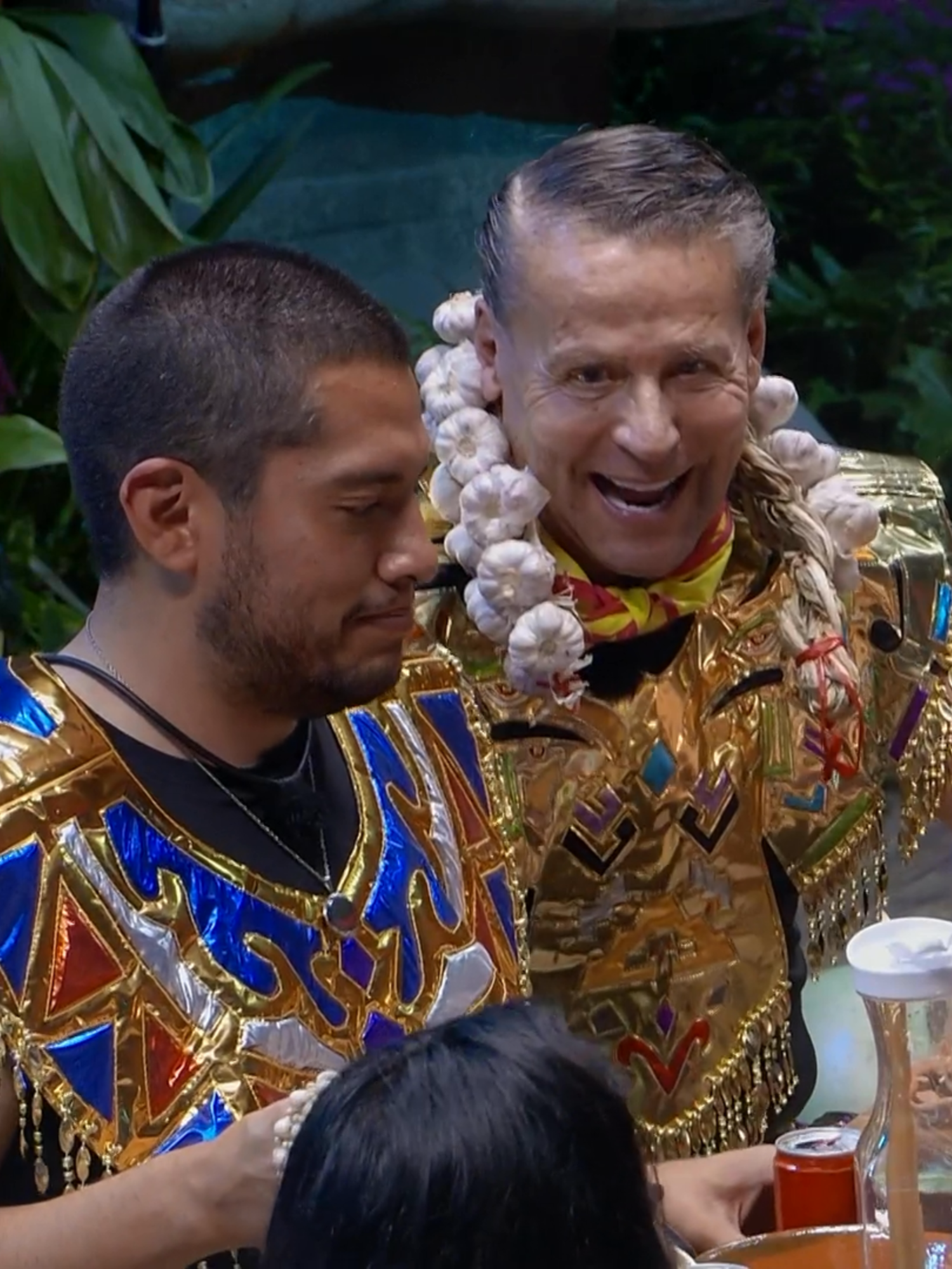 Directa y sin rodeos: #KimShantal quiere saber el pronóstico #AlfredoAdame para este domingo. 🤯🔥 Lunes a viernes 9:00 p.m. por Azteca UNO⁣⁣⁣⁣⁣⁣⁣ Domingo La Gala 8:00 p.m. por Azteca UNO⁣⁣⁣⁣⁣⁣⁣ ⁣⁣⁣⁣⁣⁣⁣#LaGranjaVIP 🌾 Transmisión 24/7 en #DisneyPlus, vive la experiencia completa.