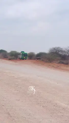@UMMAAA EXPRESS ❤️ @Golden Coach Limited  #wajirtiktokers #kenyantiktok🇰🇪 #somalilandtiktok💚🤍❤ #garissatiktoker #kjportrait 