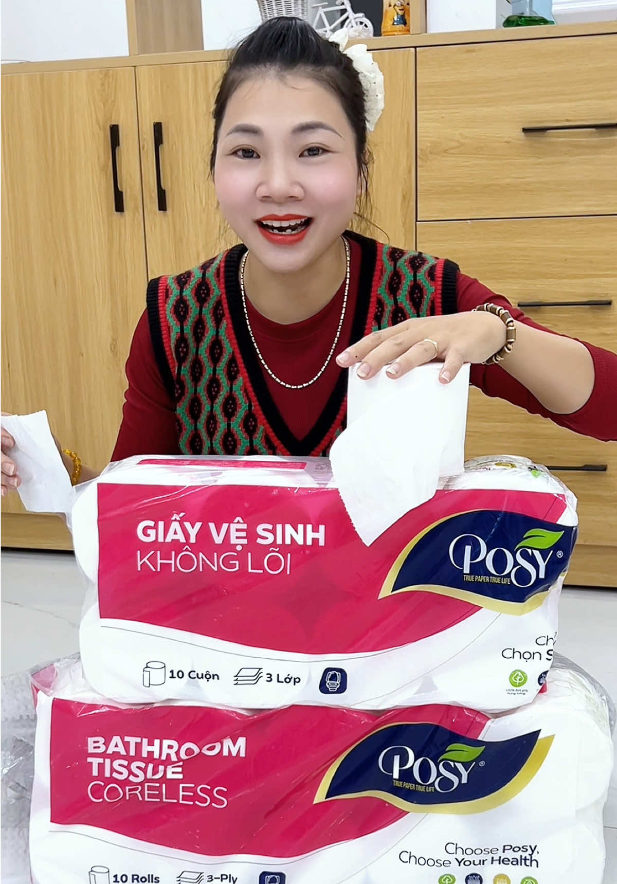 Dùng giấy posy yên tâm k sợ mủn nát dính giấy vào mặt #giayvesinh #giayvesinhposy #colynhacua #hanggiadung 
