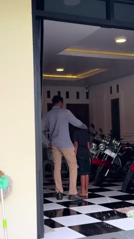 Sukmben nek wis gede ijole dadi anak le gemati karo wong tuo ya mas @PATT,       2ND