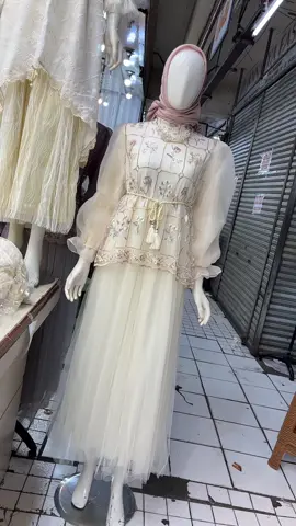 dress ivory series lebaran #gamislebaran2026 #fyppppppppppppppppppppppp #promomakan1111 #gamisbrukat #brukat 