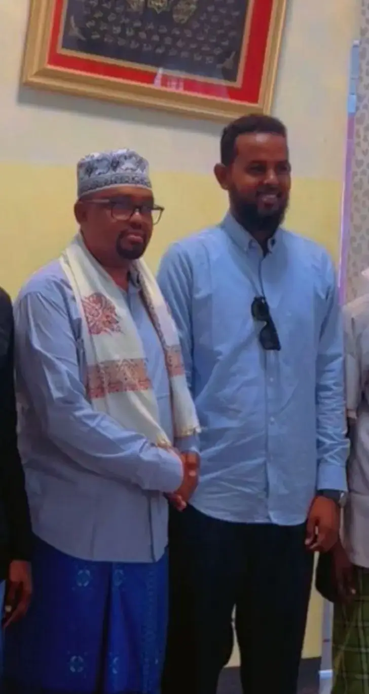 Xurmadle Islaan Bashiir Islaan Cabdile🤴.