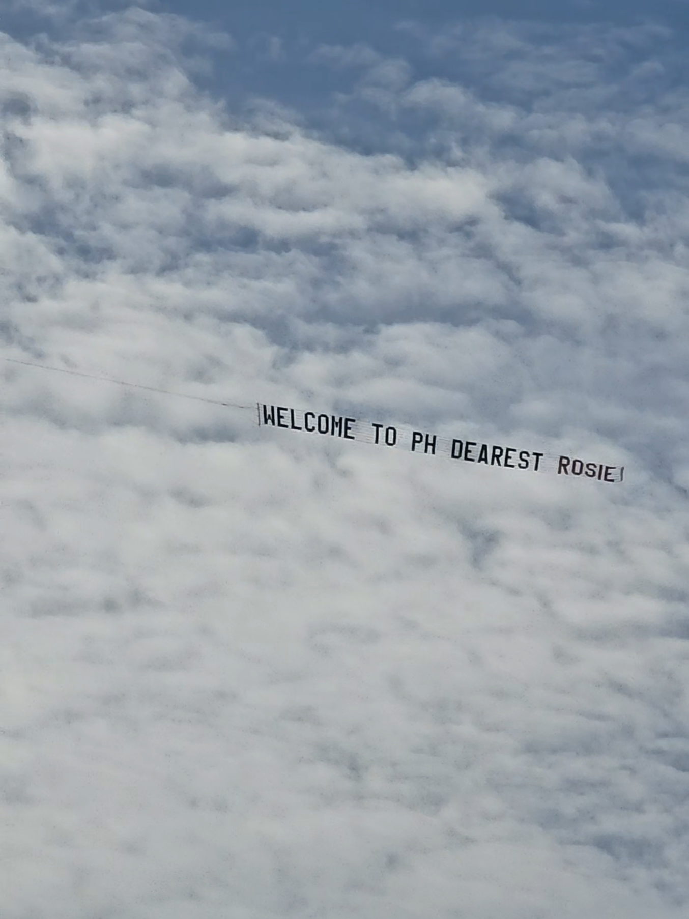 Welcome to ph dearest @roses_are_rosie  #rosie  #blackpink #deadlineinbulacan #deadlineworldtour #deadline2025 