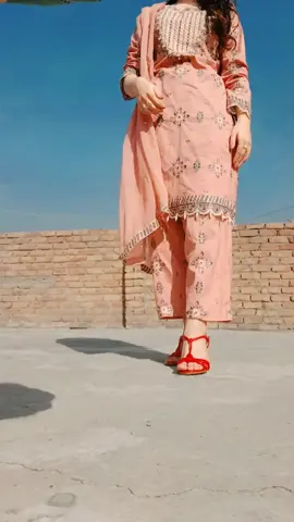 Durkhnii is looking pretty..#viral_video #newstyle #1millonviews💔💔 #durkhanai🦋 ..