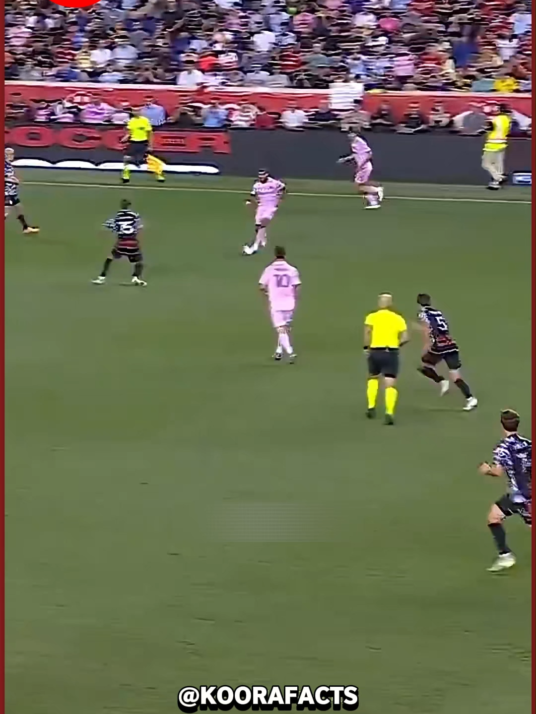 ميسي يصنع هدفا بلمسات لا تحدث إلا مرة! #messi #footballtiktok #sportstiktok #sportsontiktok