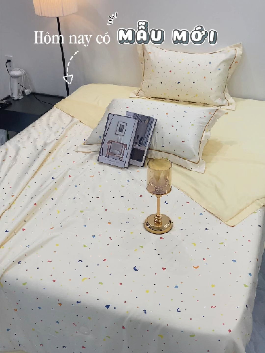 Hôm nay shop em lại tiếp ctucj cập nhật một em mẫu mới tone xinh xắn lắm nha #8housbedding #combo4mon #changaluathai #luathai6d