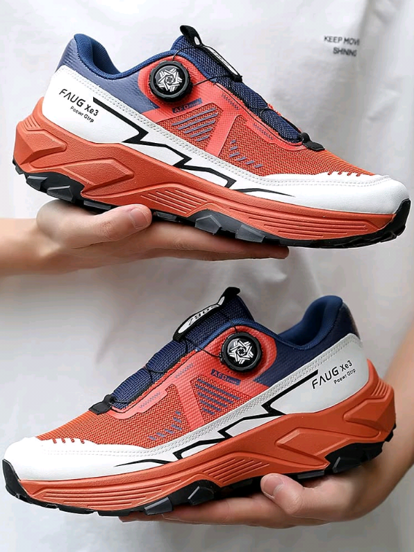 Sepatu sport cocok untuk olahraga, ikat tali sat set banget nih #sobz yu cek keranjang skrg!!! #sepatusobz #sepatupria  #sepatuwanita #sepatusport #sepaturunning #sepatulari #sepatukalcer #pelarikalcer 