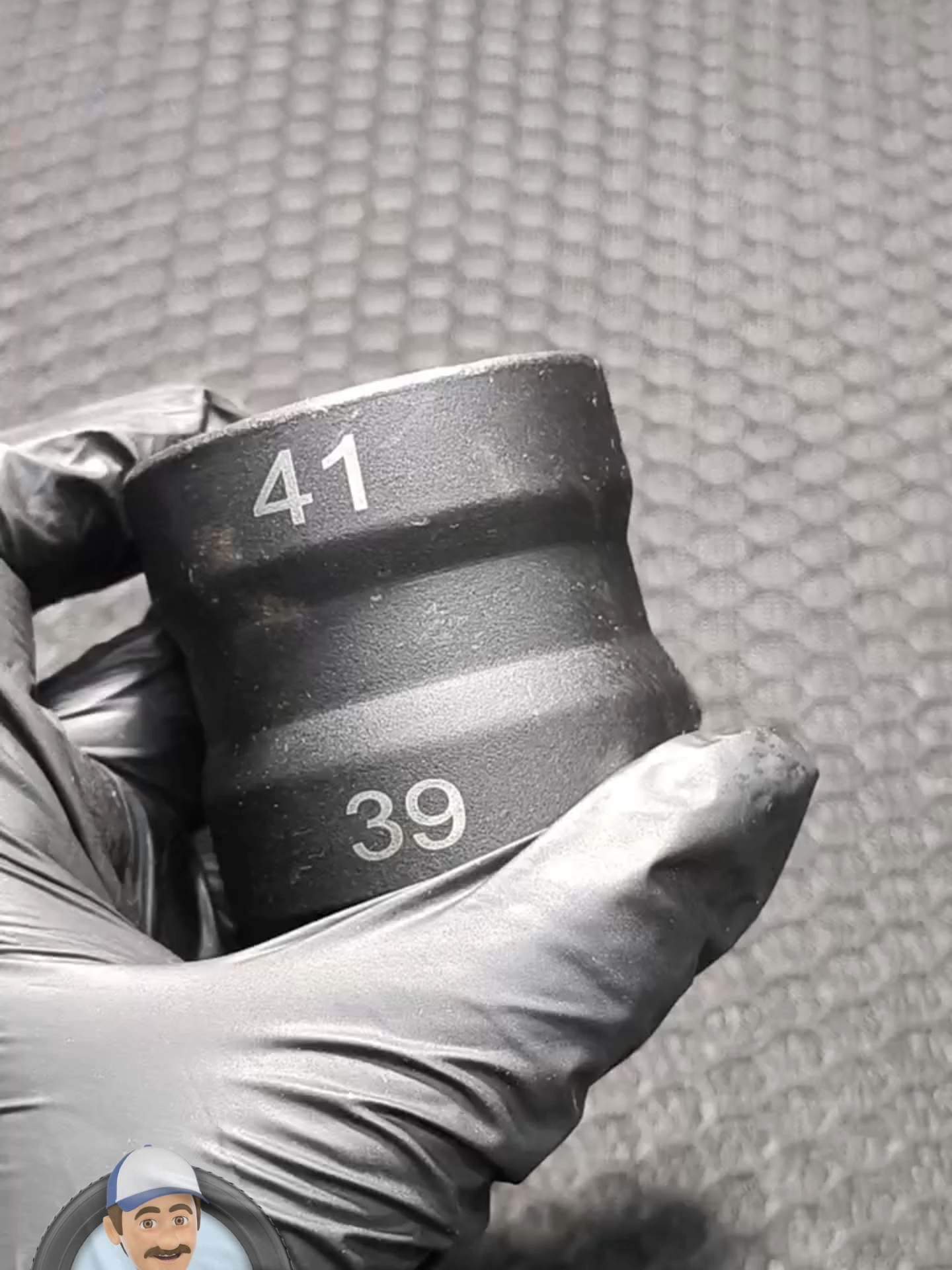 39-41 TORQUE WRENCH SOCKET WITH EXTENSION BAR  High Quality Heavy Duty 39-41 Torque Socket Wrench and 3