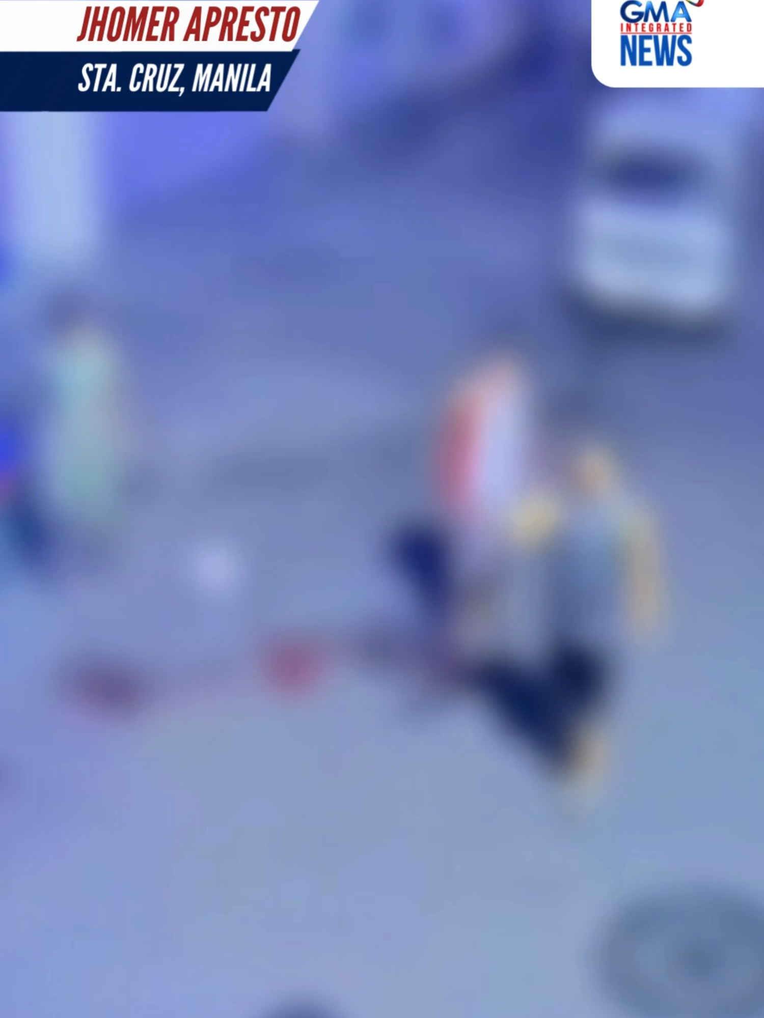 TRIGGER WARNING: Sensitibong materyal kaugnay sa isang insidente na nagresulta sa pagkasawi. Maging disente sa pagkomento. EXCLUSIVE: Nasawi ang isang 28-anyos na lalaki matapos siyang pagsasaksakin ng lalaking binatukan umano niya sa Sta. Cruz, Manila nitong Nov. 19, 2025. Ayon sa barangay, kaagad din naman sumuko ang suspek makalipas ang ilang oras. | via Jhomer Apresto/GMA Integrated News