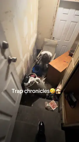 Dats a real mf 😂😂😂😂🤣 I damn near thought I was at 13th floor #traphouse #chicago #fyp #hood #opajb