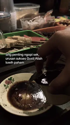 Sing penting ngopi sek #angkringansambungroso #fyp ##fyppppppppppppppppppppppp##masukberanda##trending