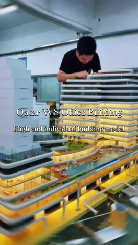 Qatar's high-end office building model has been produced and completed in China, so that Chinese manufacturing can be promoted to the world. We are an excellent building model manufacturer from China!#architecturemodel #minimodels #modelart #artist #buildingmodel 