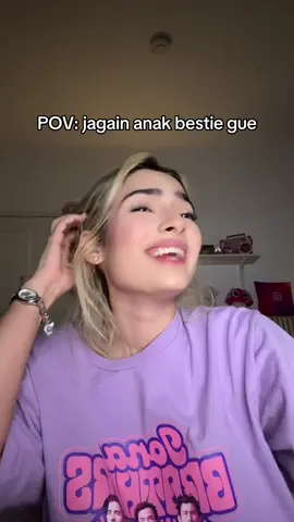 hello nnti sering2 titip ke gue pls @Nathasya @Pedro. 