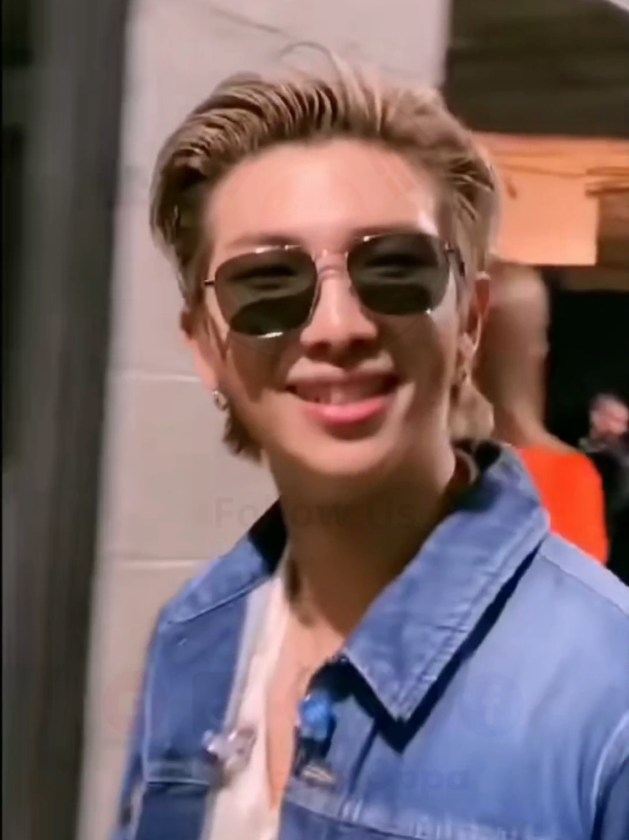 Namjoon, leader dari grup BTS, dijuluki 