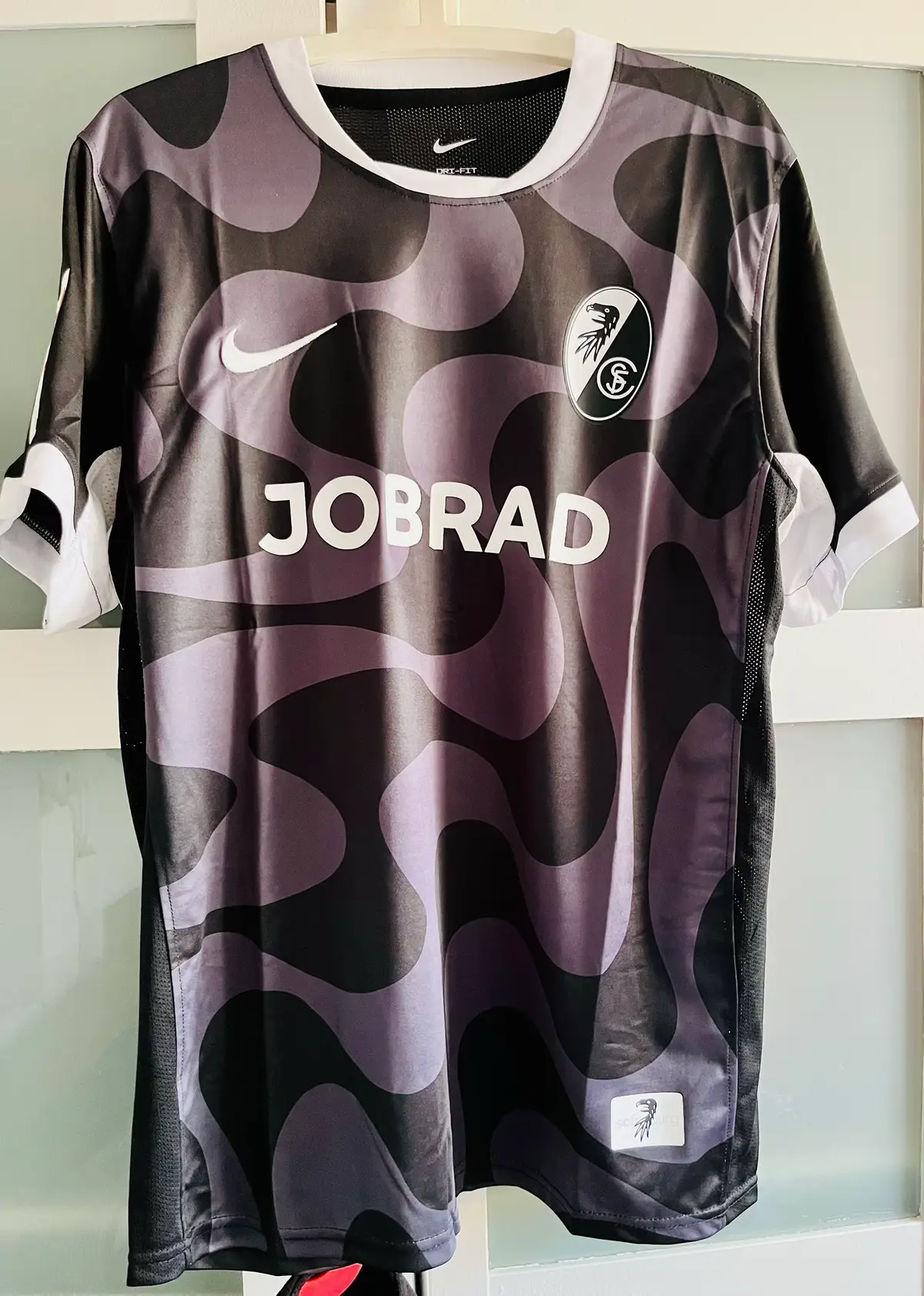 Heute gilt es Haltung zu bewahren. Für die aktive Fanszene gegen die geplanten Neuerungen 🤍❤️ #news #bundesliga #protest #fan #scfreiburg @SC Freiburg @FC Bayern @TikTok Deutschland @WOW Deutschland @Bundesliga @tiktok creators @TikTok 