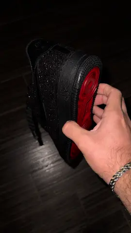 Airforce 1 Black glitter e suola rossa #airforce1custom #af1custom #airforce1 #mattlab 