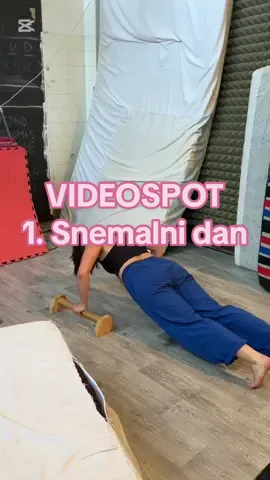 Spot pride 28.11., tako je pa izgledalo behind the scenes 🌞 #slovenskaglasba #btsmusicvideo #videospot #singersongwriter #fypslovenia 