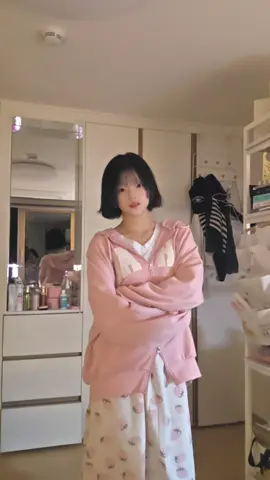 #추천추천추천추천추천추천추천추천추천추천 #하트 #09 #댄스부 #챌린지  원하는 챌린지 말해줘 찍어서 올릴껭