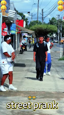 Funny prank😂😂😂#funny #funnyvideos #prank #moments #usa 