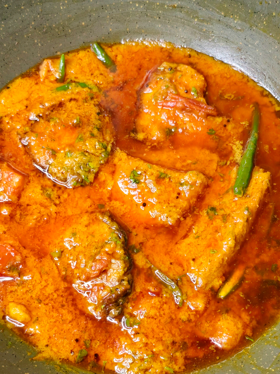 অতিথি আপ্যায়নে এইভাবে মাছ রান্না করলে সবাই আপনার রান্নার প্রশংসা করবে 😇 #মাছেররেসিপি #মাছরান্না  #FishCurry #curryrecipe 