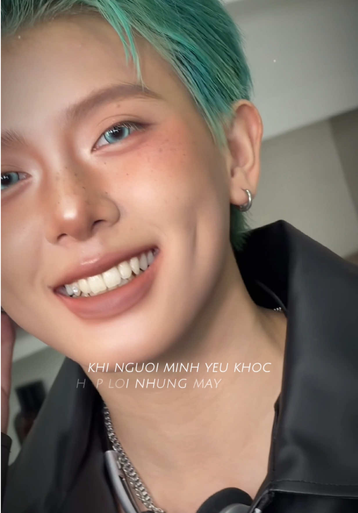 thì ra đẹp trai là một loại cảm giác 😌 @aki x3 in my eyes #foxie #foxiemakeup #beautybyfoxie #fyp #makeup 