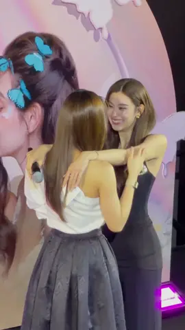 Sao giống như muốn ăn tươi nuốt sống ngt quá ạ 🧸 #lalinalena #miunatsha #lenamiu #viral #xuhuong 