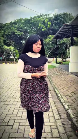 Lagu kebangsaan alumni PT mencari cinta sejati