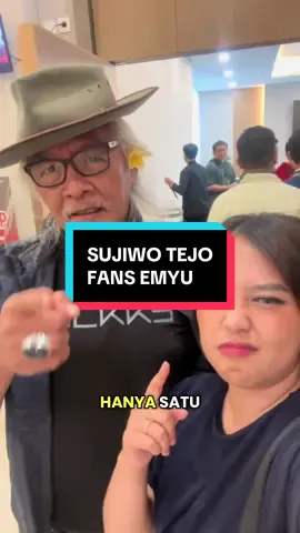 Mbah Sujiwo Tejo ternyata fans Emyu.. GGMU gaesss #manchesterunited #ggmu 