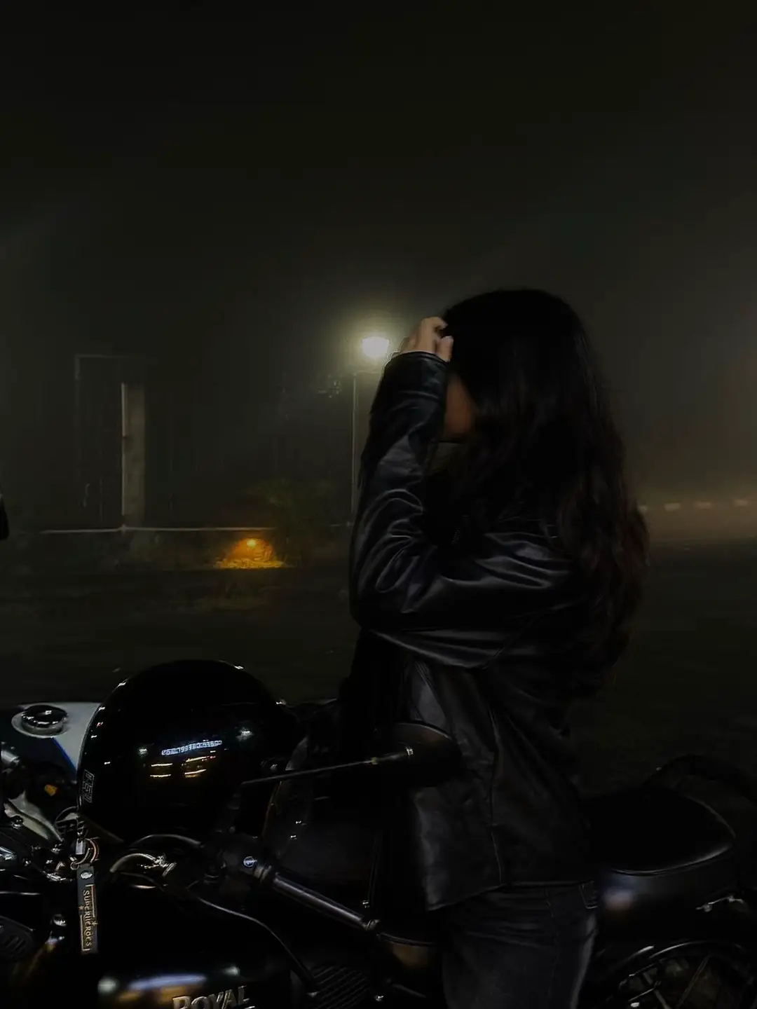      .           .            #بروفاریو😴👋🏼___faryoutiktak #foryoupage #لیسوک_نباشید #فاریوپیج #fypage 