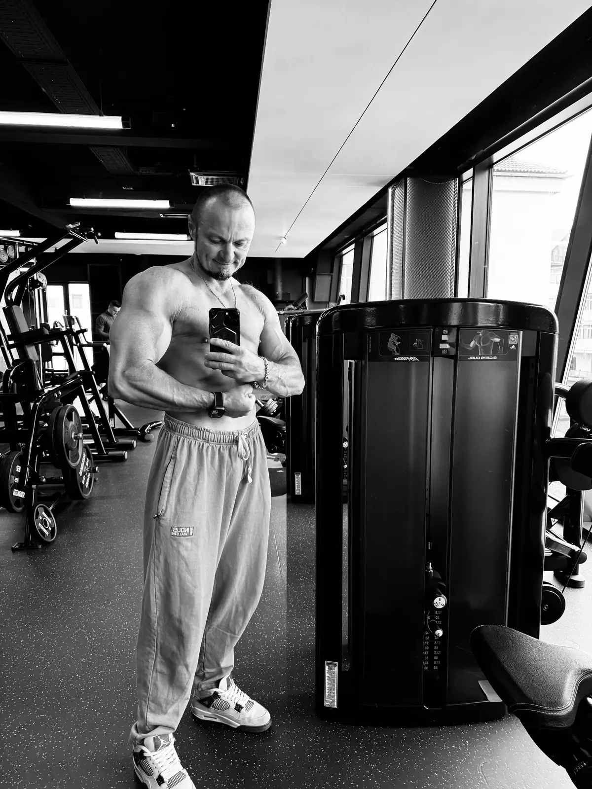 Acum e momentul ideal: înainte de perioada sărbătorilor. 🎄 Intră în luna decembrie cu un pas înainte. ESX 👉 Streza15 – 15% reducere la abonamente. (valabil pentru utilizatorii noi sau cei care nu au mai avut abonament în ultimele 12 luni)@esx.ro 