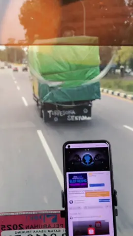 Terpesona senyumanmu🤗 #truckmodifikasi #fyppppppppppppppppppppppp 