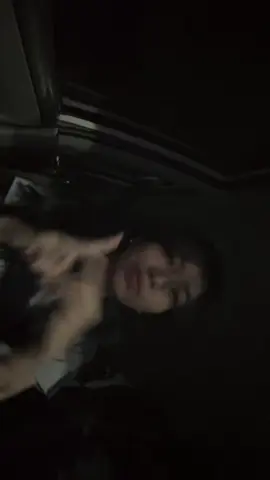 👩‍🎤🫸🫷🤞⁡