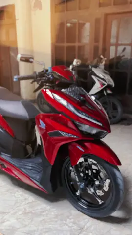 Hasilnya selalu gacor, yg laen jgn tunggu lama, rekomendasi dr gw soal repaint cuma di @Kurnia Painted , velg gw dibikin becek sadis🥰 #vario #variomodifikasi #varioproper #varpool #beranda 