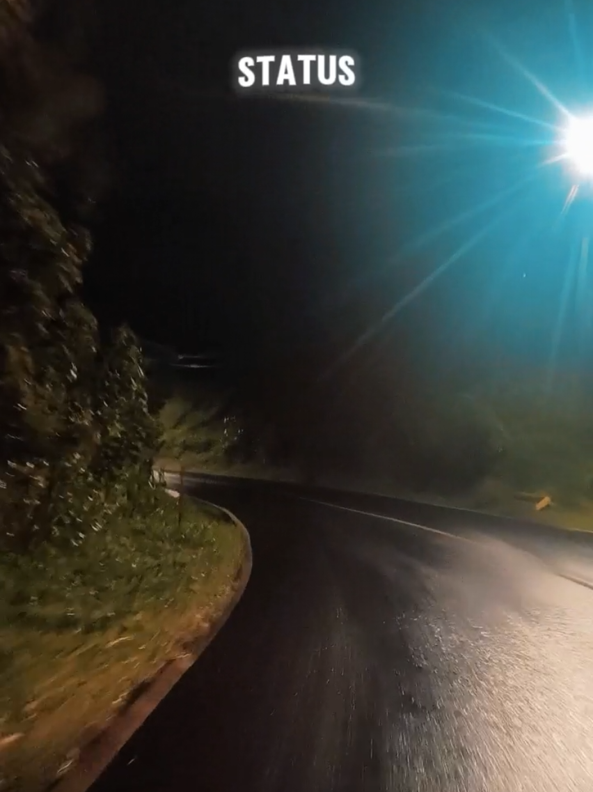 𝙆𝙤𝙮𝙤𝙠 𝙮𝙤 𝙮𝙤 𝙤..! 🤭#quoteoftheday #storyjowo #trending #engkres#mandiri