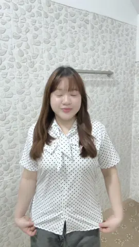 เสื้อเชิ้ต Pokadot ลายจุด 🤍✨ #เสื้อเชิ้ต #เสื้อเชิ้ตผู้หญิง #เสื้อเชิ้ตแขนสั้น #แฟชั่น #OOTD 