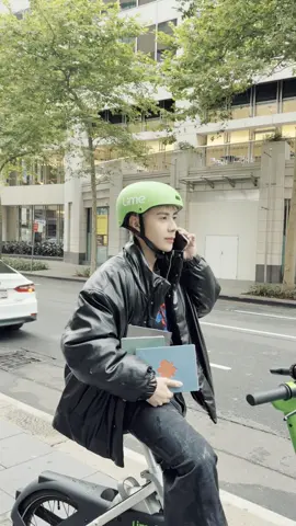 Mua album “Bloomever” ung ho tongtai nha ạ .. tongtai moi đổi nghe #QuangHungMasterD #MasterD1stAlbum #Bloomever #Tiktokgiaitri 