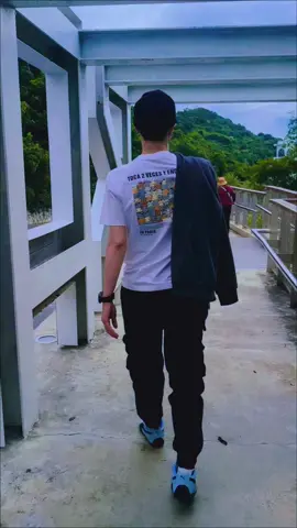 หน้าตาไม่ดี..มีดีแค่สูงพอ🤭โฟกัส..ปัจจุบัน💙#สตอรี่ความรู้สึก #ทอมคบดี้_คบผู้หญิง #ทอมสูง170 #อายุ41เบาได้เบา #CapCut 